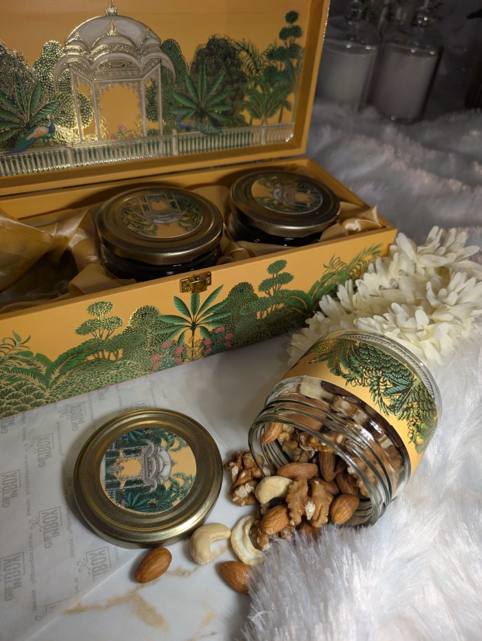 Amber Pavilion 3-Jar Gift Box – Garden Illustration - Image 4