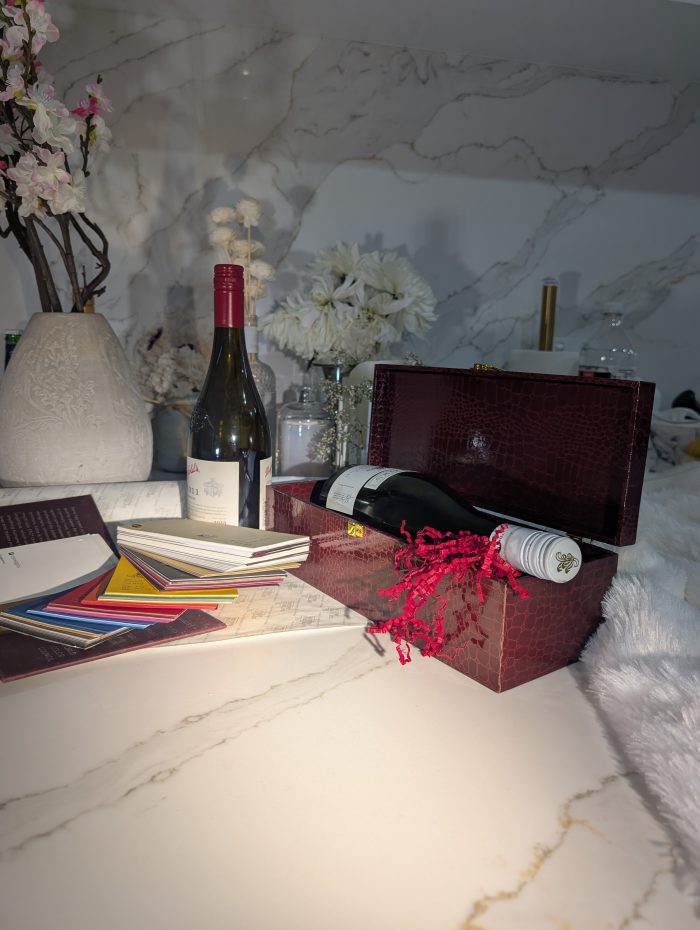 Luxury Red Alligator Textured Wine Gift Box – Single Bottle - Image 3