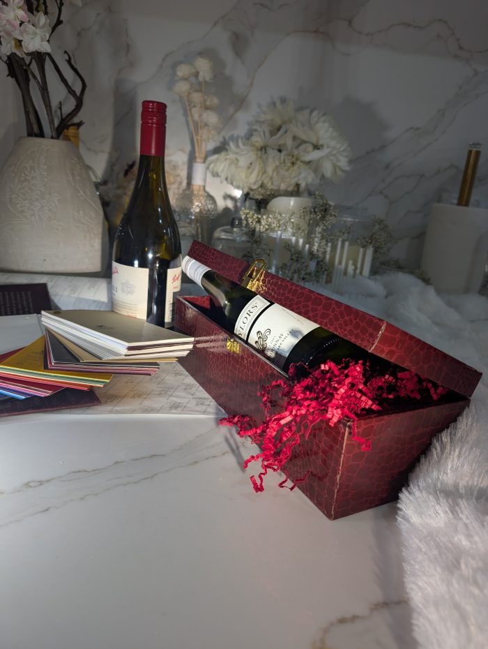 Luxury Red Alligator Textured Wine Gift Box – Single Bottle - Image 4