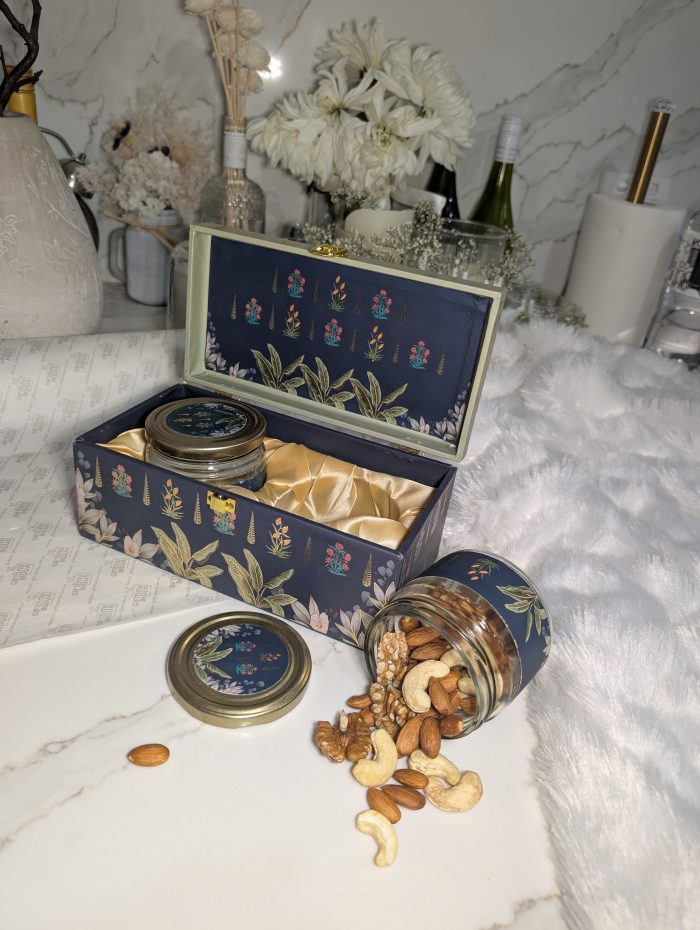 Elephant Garden 2-Jar Gift Box – Navy & Cream - Image 2